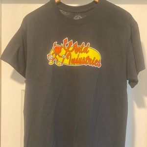 Men’s World Industries Skateboard Tshirt Med New